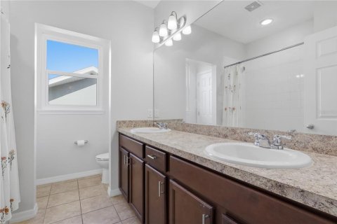 Villa ou maison à vendre à Wesley Chapel, Floride: 4 chambres, 212.1 m2 № 2200100 - photo 22