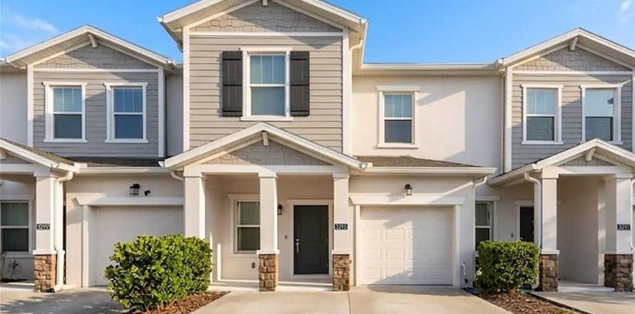 Touwnhouse à Davenport, Floride 3 chambres, 170.94 m2 № 2258886