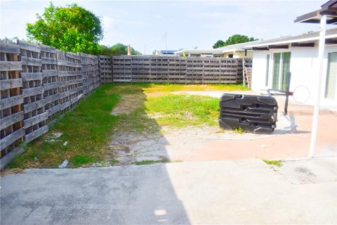House in Holiday, Florida 3 bedrooms, 133.97 sq.m. № 1636286 - photo 10