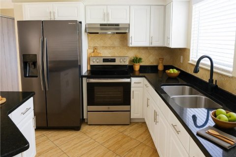 House in Holiday, Florida 3 bedrooms, 133.97 sq.m. № 1636286 - photo 3