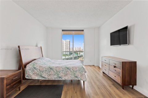 Copropriété à vendre à Sunny Isles Beach, Floride: 2 chambres, 141.68 m2 № 1977139 - photo 10