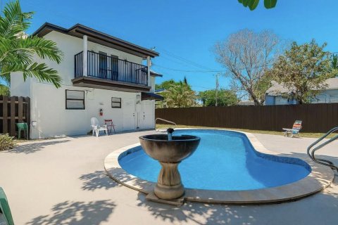 Apartment in Hollywood, Florida 1 bedroom, 65.03 sq.m. № 2193095