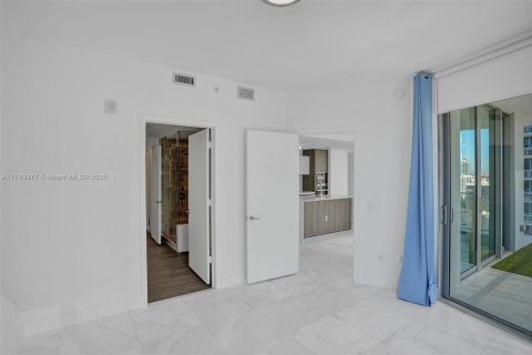 Condominio en venta en Miami, Florida, 2 dormitorios, 98.48 m2 № 2022719 - foto 15