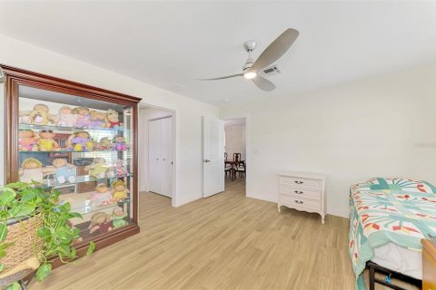 House in Nokomis, Florida 3 bedrooms, 208.84 sq.m. № 2093146 - photo 30