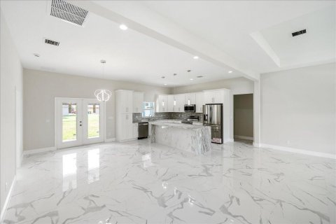 Villa ou maison à vendre à Port St. Lucie, Floride: 4 chambres, 206.52 m2 № 2244543 - photo 21