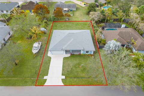 Villa ou maison à vendre à Port St. Lucie, Floride: 4 chambres, 206.52 m2 № 2244543 - photo 4