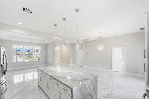 Villa ou maison à vendre à Port St. Lucie, Floride: 4 chambres, 206.52 m2 № 2244543 - photo 16