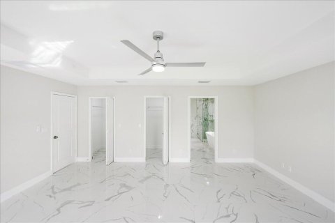 Villa ou maison à vendre à Port St. Lucie, Floride: 4 chambres, 206.52 m2 № 2244543 - photo 23