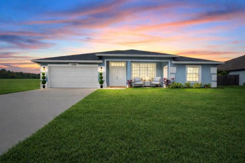 Villa ou maison à Port St. Lucie, Floride 4 chambres, 206.52 m2 № 2244543
