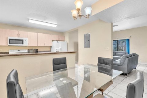 Adosado en alquiler en Sunrise, Florida, 3 dormitorios, 140.47 m2 № 2084777 - foto 22