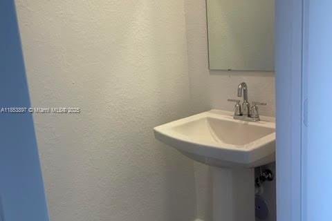 Touwnhouse à louer à Homestead, Floride: 3 chambres, 120.96 m2 № 2016982 - photo 9