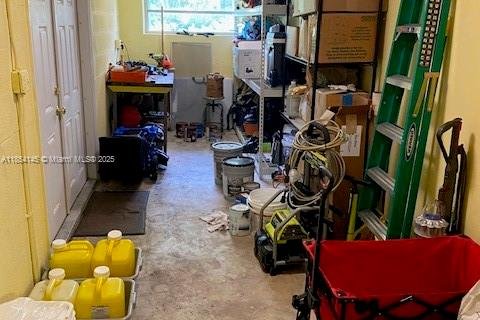 House in Hollywood, Florida 3 bedrooms, 211.26 sq.m. № 1872330 - photo 15