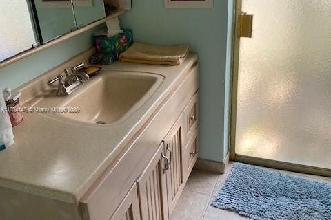 House in Hollywood, Florida 3 bedrooms, 211.26 sq.m. № 1872330 - photo 12