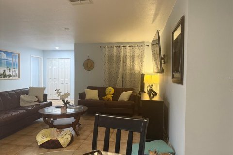 House in Oldsmar, Florida 2 bedrooms, 108.32 sq.m. № 1803522 - photo 3