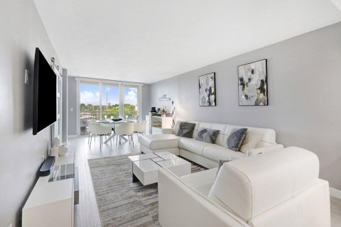 Condo in Fort Lauderdale, Florida, 2 bedrooms  № 2382705