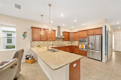 House in Ocala, Florida 4 bedrooms, 174.1 sq.m. № 2151448 - photo 12