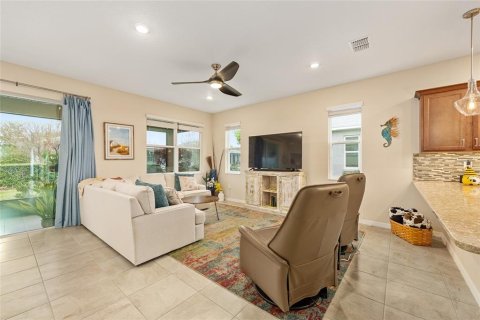 House in Ocala, Florida 4 bedrooms, 174.1 sq.m. № 2151448 - photo 16
