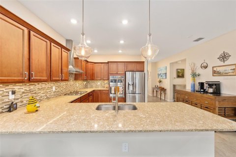 House in Ocala, Florida 4 bedrooms, 174.1 sq.m. № 2151448 - photo 13