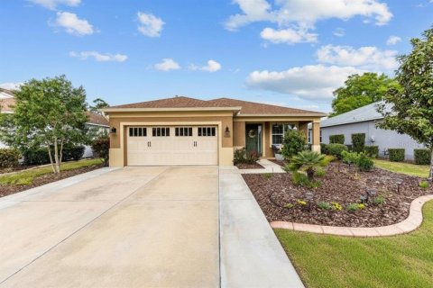 House in Ocala, Florida 4 bedrooms, 174.1 sq.m. № 2151448 - photo 2