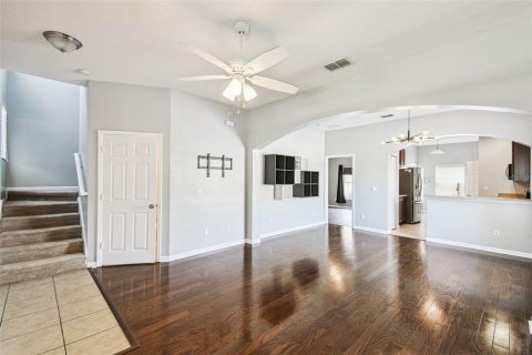 Townhouse in Orlando, Florida 4 bedrooms, 169.45 sq.m. № 1851306 - photo 6