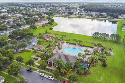 Townhouse in Orlando, Florida 4 bedrooms, 169.45 sq.m. № 1851306 - photo 19