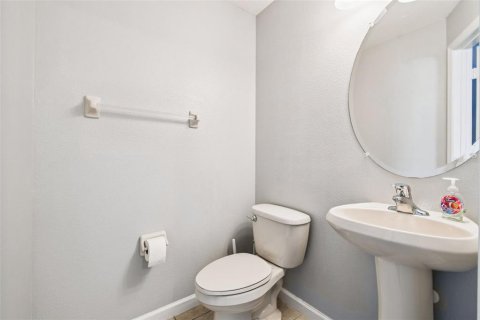 Townhouse in Orlando, Florida 4 bedrooms, 169.45 sq.m. № 1851306 - photo 7