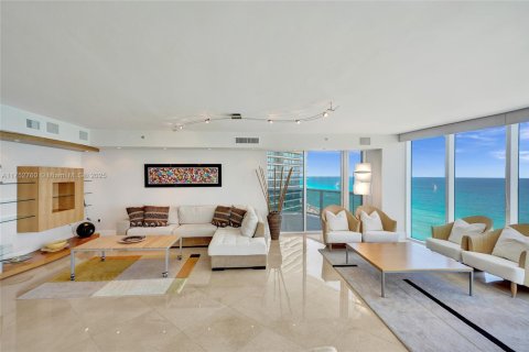 Condo in Sunny Isles Beach, Florida, 4 bedrooms  № 1503401 - photo 10