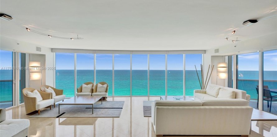 Condo in Sunny Isles Beach, Florida, 4 bedrooms  № 1503401