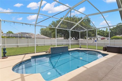 House in Valrico, Florida 4 bedrooms, 222.97 sq.m. № 2151358 - photo 28