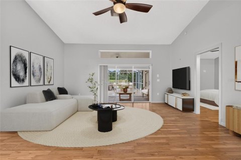 House in Weeki Wachee, Florida 3 bedrooms, 153.29 sq.m. № 2334070 - photo 17