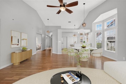House in Weeki Wachee, Florida 3 bedrooms, 153.29 sq.m. № 2334070 - photo 16