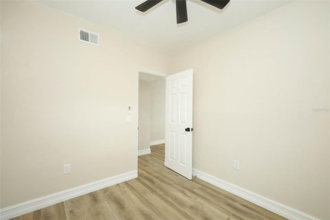 Villa ou maison à vendre à Orlando, Floride: 3 chambres, 91.79 m2 № 2389476 - photo 21