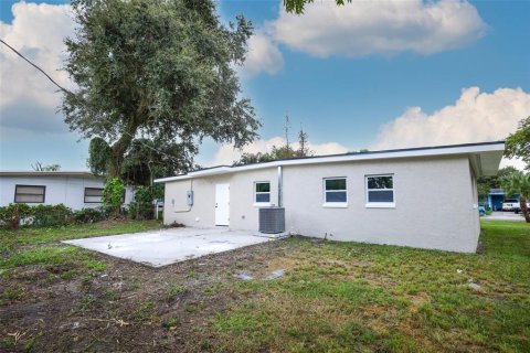 Villa ou maison à vendre à Orlando, Floride: 3 chambres, 91.79 m2 № 2389476 - photo 30