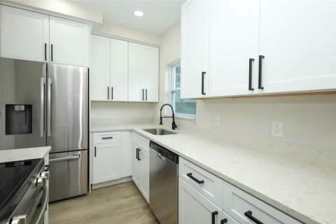 Villa ou maison à vendre à Orlando, Floride: 3 chambres, 91.79 m2 № 2389476 - photo 10