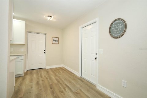 Villa ou maison à vendre à Orlando, Floride: 3 chambres, 91.79 m2 № 2389476 - photo 8