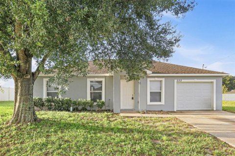 Villa ou maison à Eagle Lake, Floride 3 chambres, 107.12 m2 № 2413782