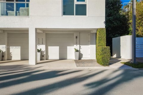 Touwnhouse à louer à Miami, Floride: 3 chambres, 207.73 m2 № 1998291 - photo 3