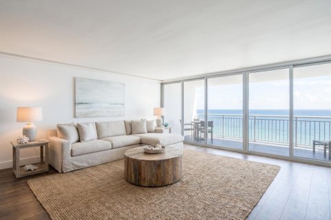 Condo in Pompano Beach, Florida, 3 bedrooms № 2193080