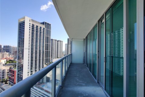 Condo in Miami, Florida, 1 bedroom  № 1953838 - photo 7