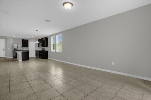 Casa en venta en Haines City, Florida, 3 dormitorios, 161.09 m2 № 1681975 - foto 5
