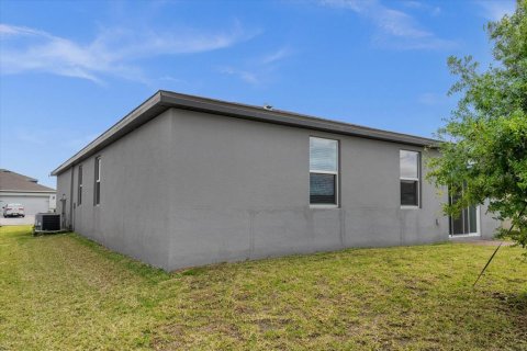 Casa en venta en Haines City, Florida, 3 dormitorios, 161.09 m2 № 1681975 - foto 17