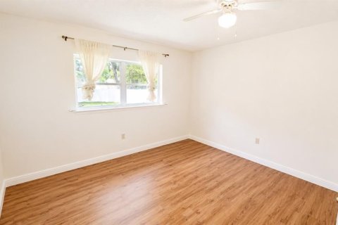 Copropriété à louer à Sarasota, Floride: 2 chambres, 108.97 m2 № 2094643 - photo 14