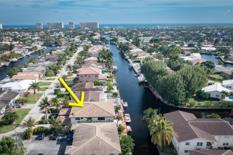 Condominio en venta en Fort Lauderdale, Florida, 2 dormitorios, 130.06 m2 № 978525 - foto 1