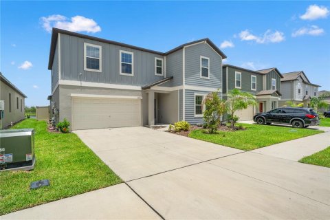 House in Land O' Lakes, Florida 6 bedrooms, 308.99 sq.m. № 2223739 - photo 2