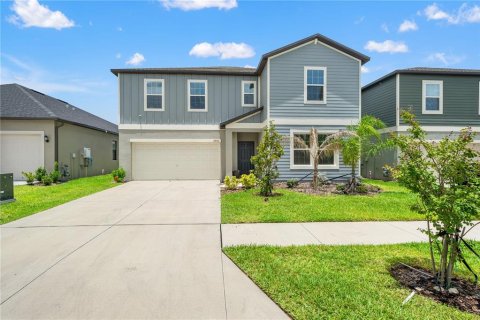 House in Land O' Lakes, Florida 6 bedrooms, 308.99 sq.m. № 2223739