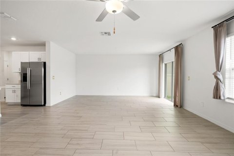 House in Land O' Lakes, Florida 6 bedrooms, 308.99 sq.m. № 2223739 - photo 11