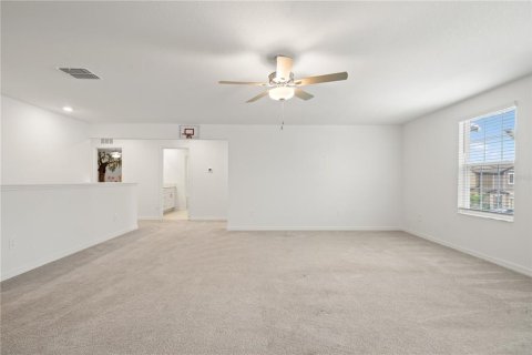 House in Land O' Lakes, Florida 6 bedrooms, 308.99 sq.m. № 2223739 - photo 17