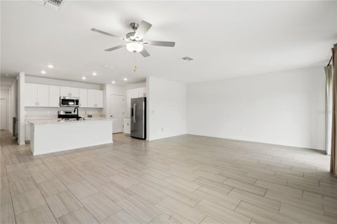 House in Land O' Lakes, Florida 6 bedrooms, 308.99 sq.m. № 2223739 - photo 10