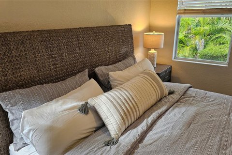 Villa ou maison à louer à Jensen Beach, Floride: 4 chambres, 162.76 m2 № 2275834 - photo 9