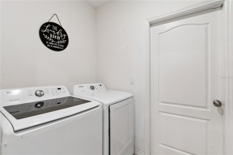 Casa en venta en Mascotte, Florida, 4 dormitorios, 174.1 m2 № 2167551 - foto 27